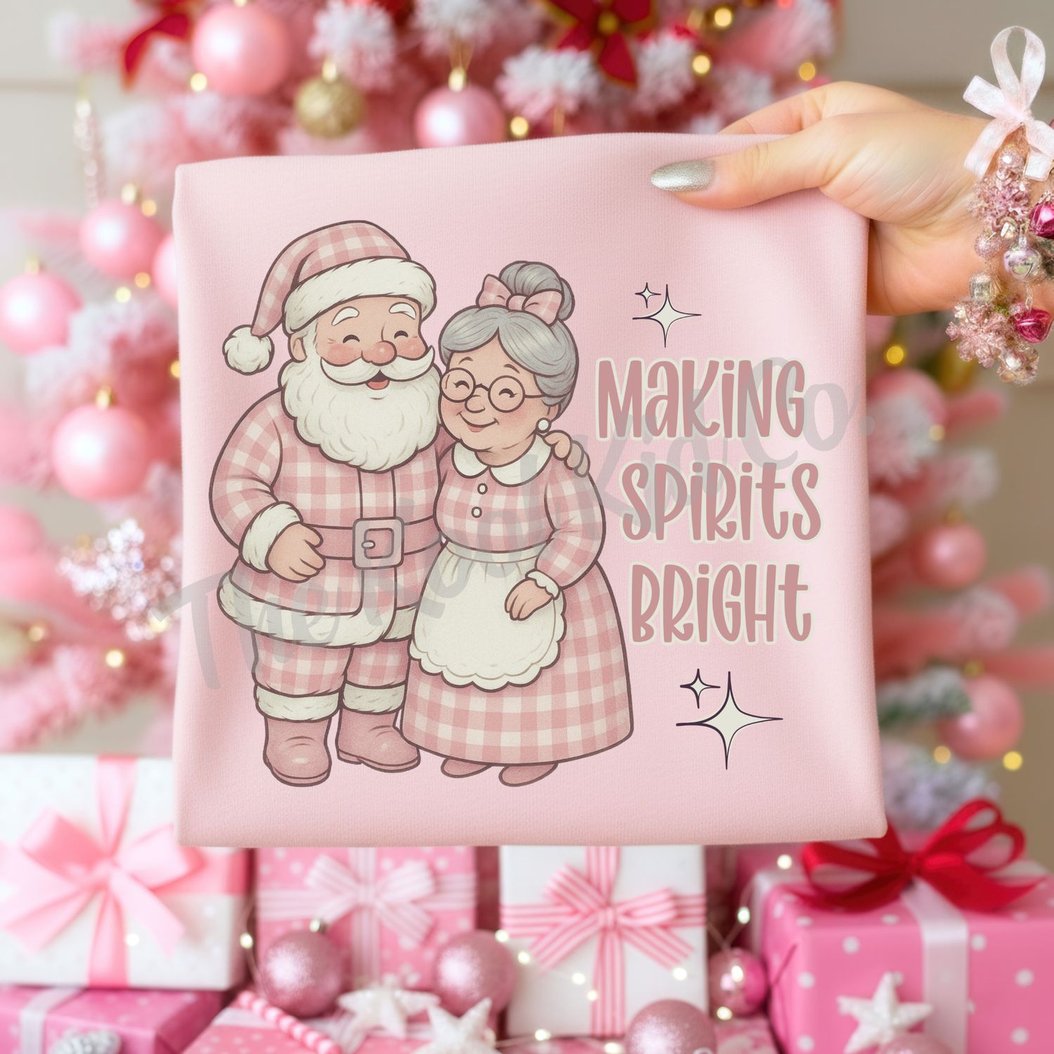 MR AND MRS CLAUS MAKING SPIRITS BRIGHT