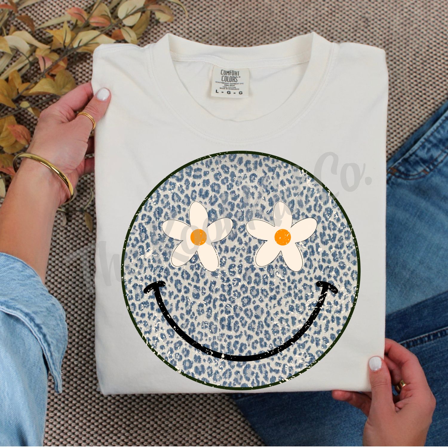 BLUE LEOPARD DAISY SMILEY