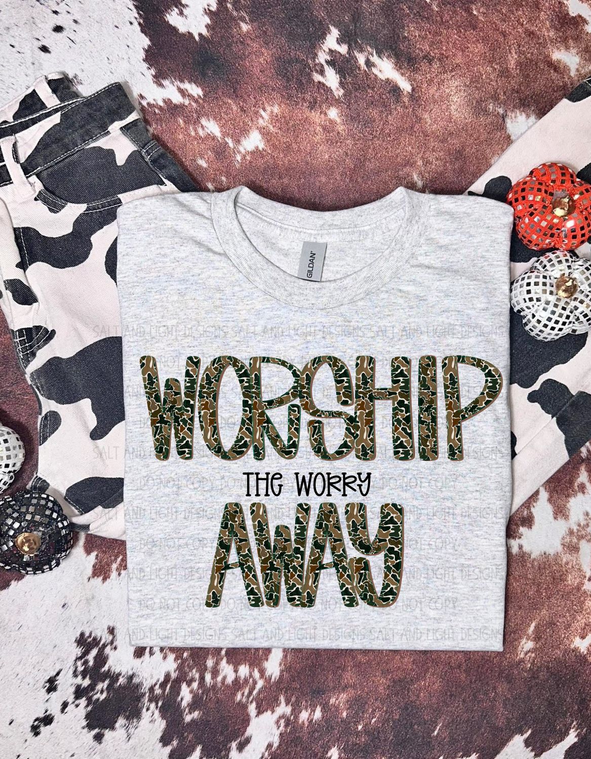 CAMO WORSHIP THE WORRY AWAY