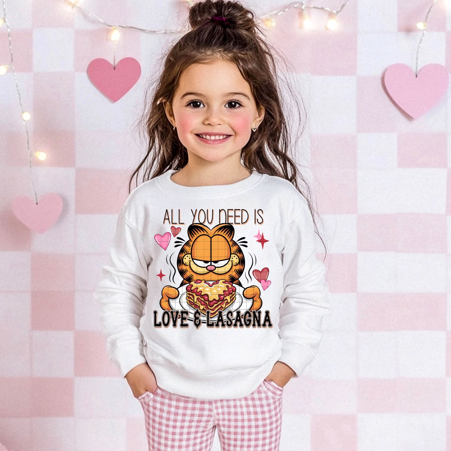ALL YOU NEED IS LOVE AND LASAGNA GARFIELD