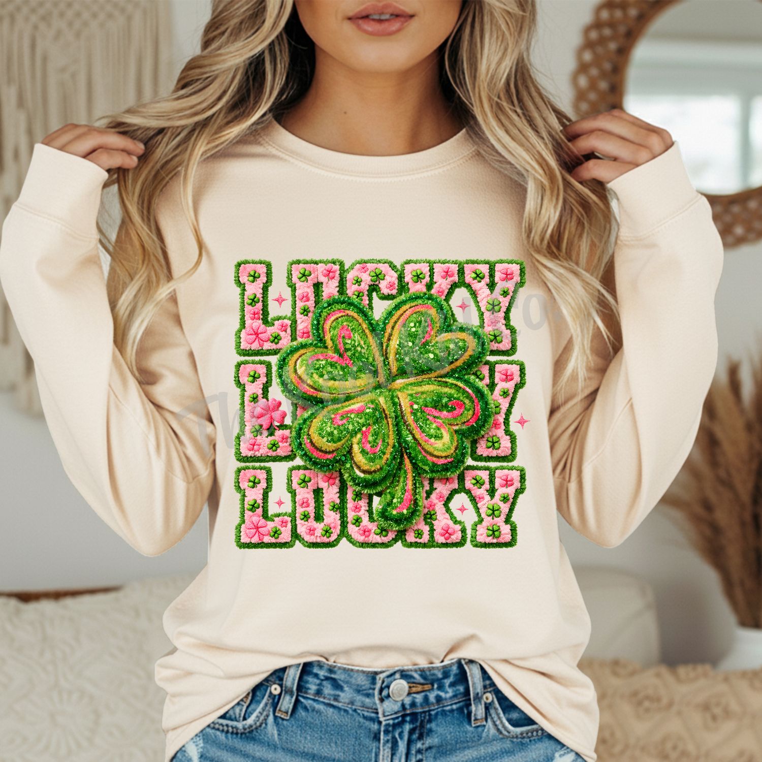 STACKED LUCKY CLOVER