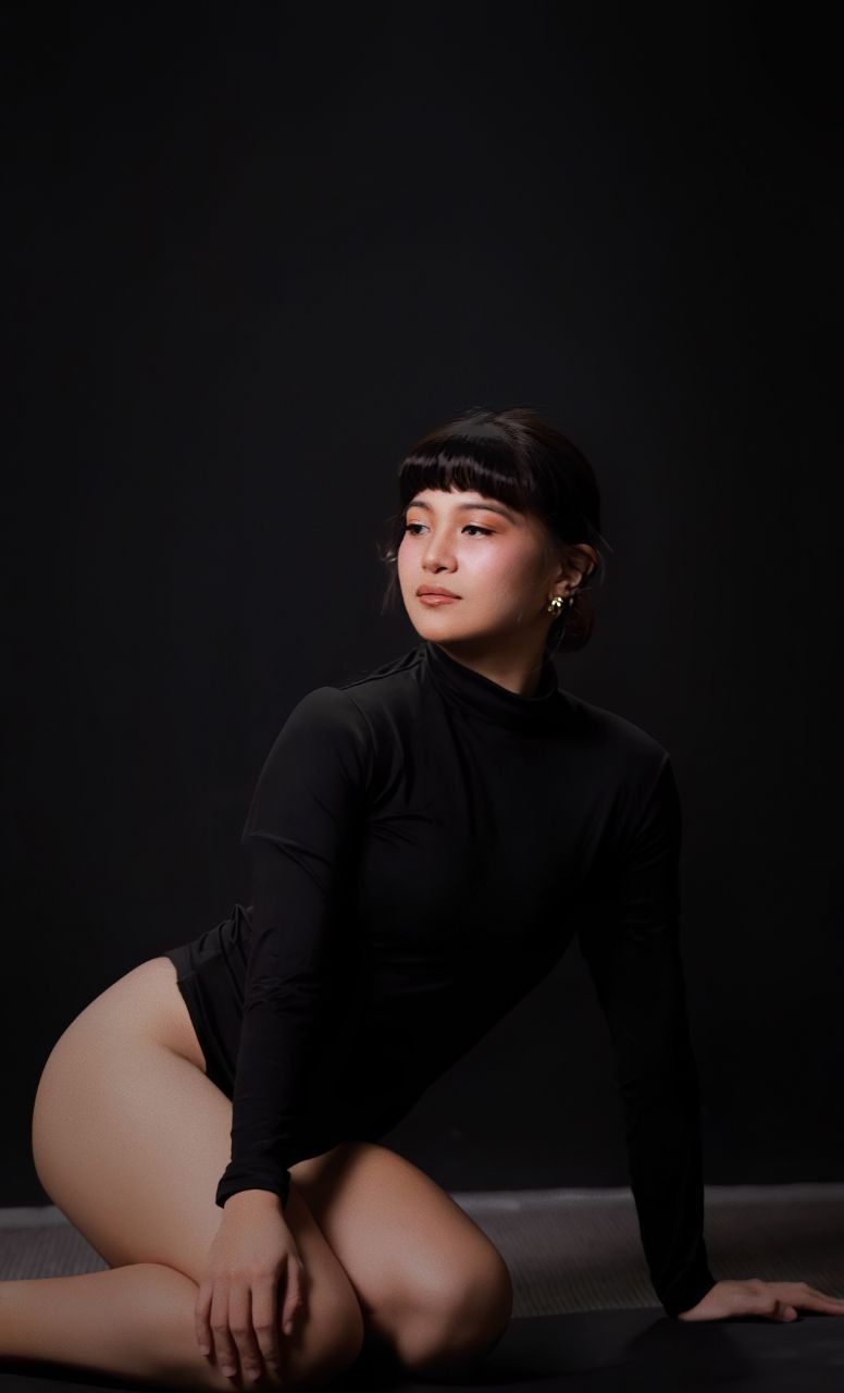 FEMALE DANCEHALL by Inca Ignacio