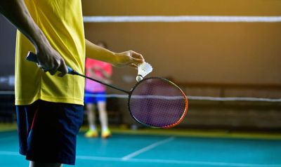 BADMINTON COURT