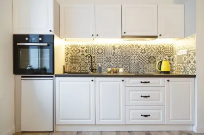 Flat Pack Kitchen Cabinets: Pros, Cons &amp; Tips for Your Home