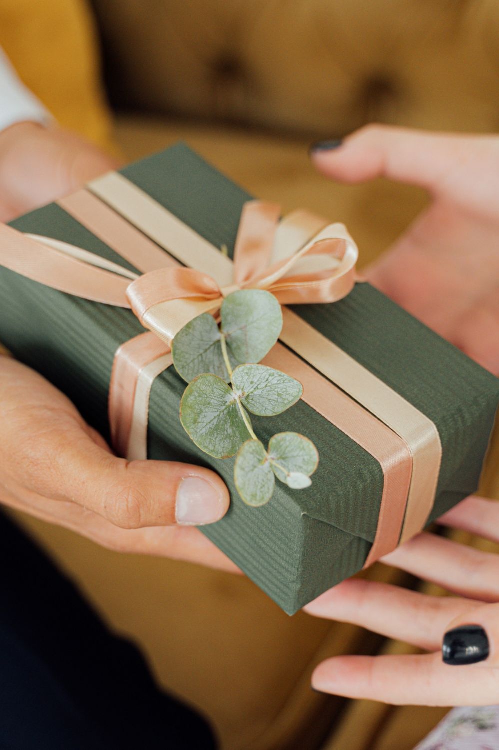 SAMPLE. Kraft Gift Boxes 4x4x2