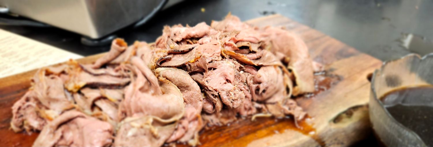 Hot Roast Beef AuJus...10 person minimum