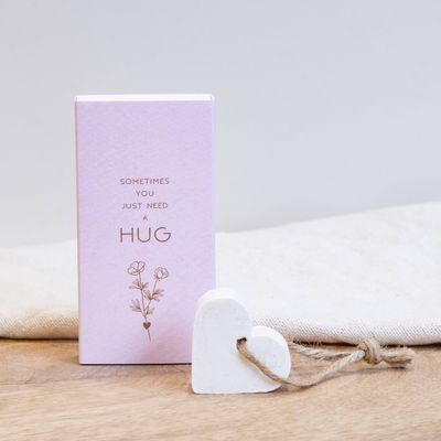 Little giftbox soap - Sometimes you just need a hug
