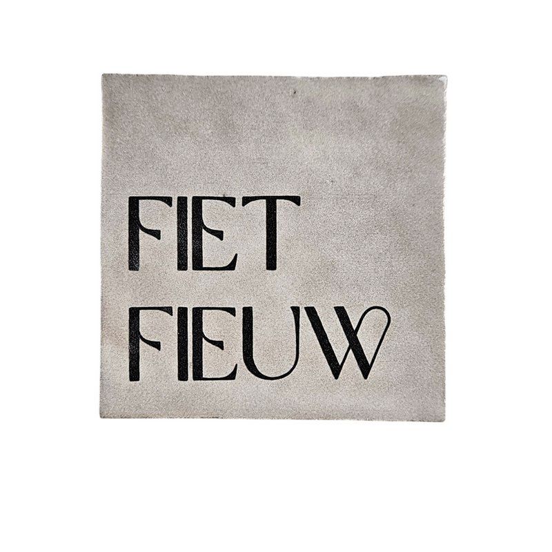 Tegel – Fiet Fieuw