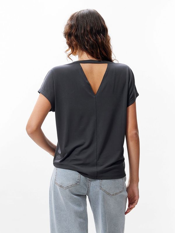 T-shirt met open rug detail - darkgrey