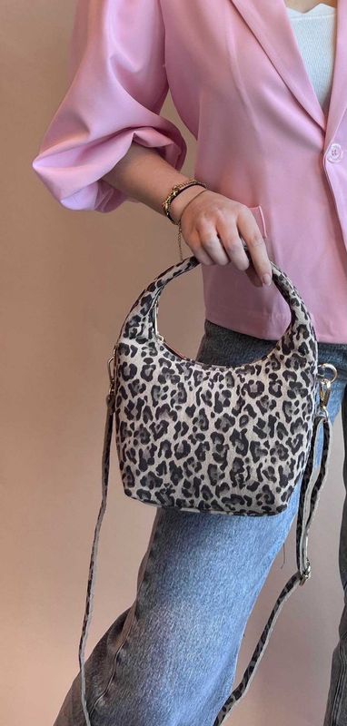 Tas Loua - leopard