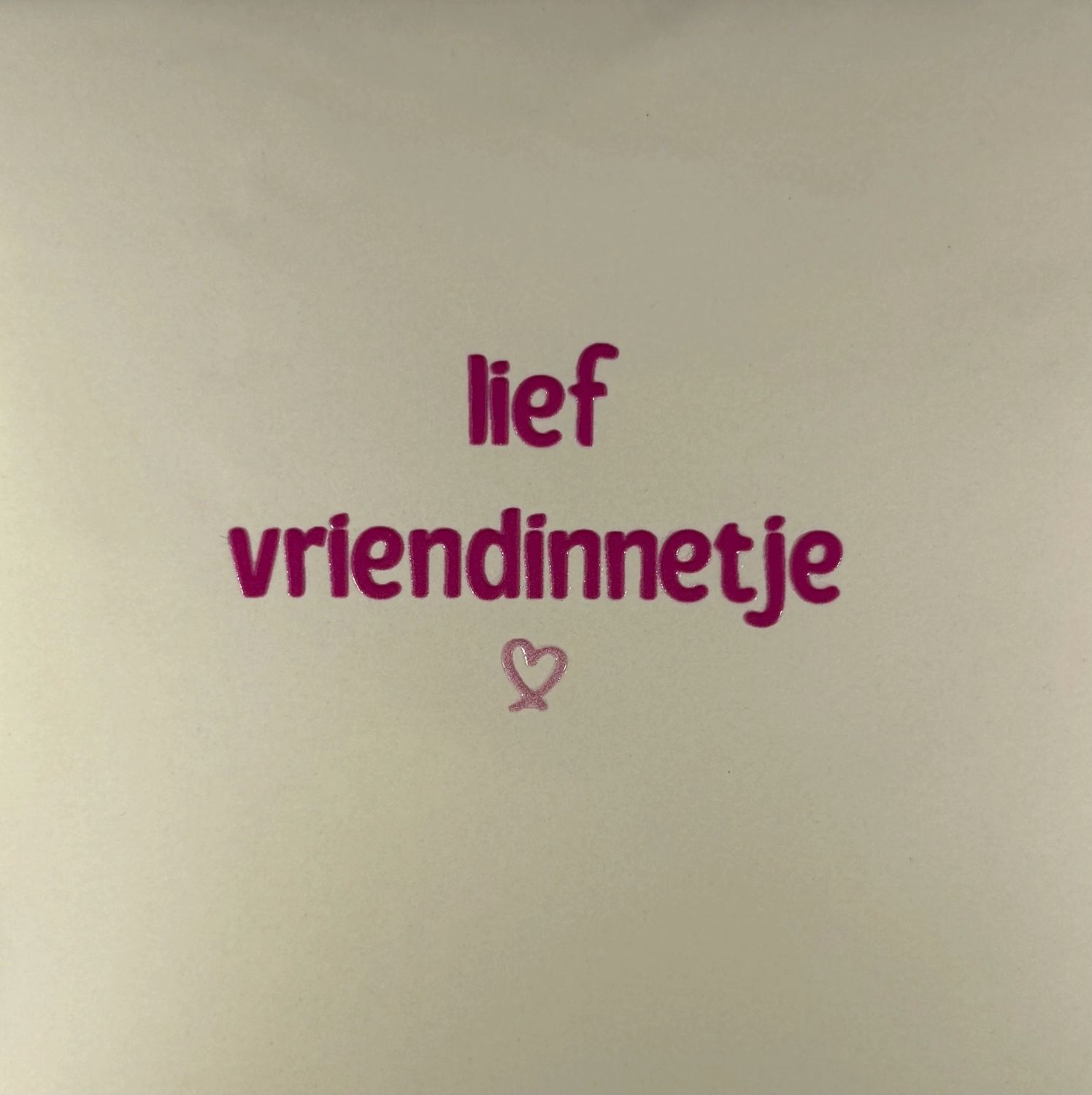 Tegel - &#39;lief vriendinnetje&#39; creme/knalroze