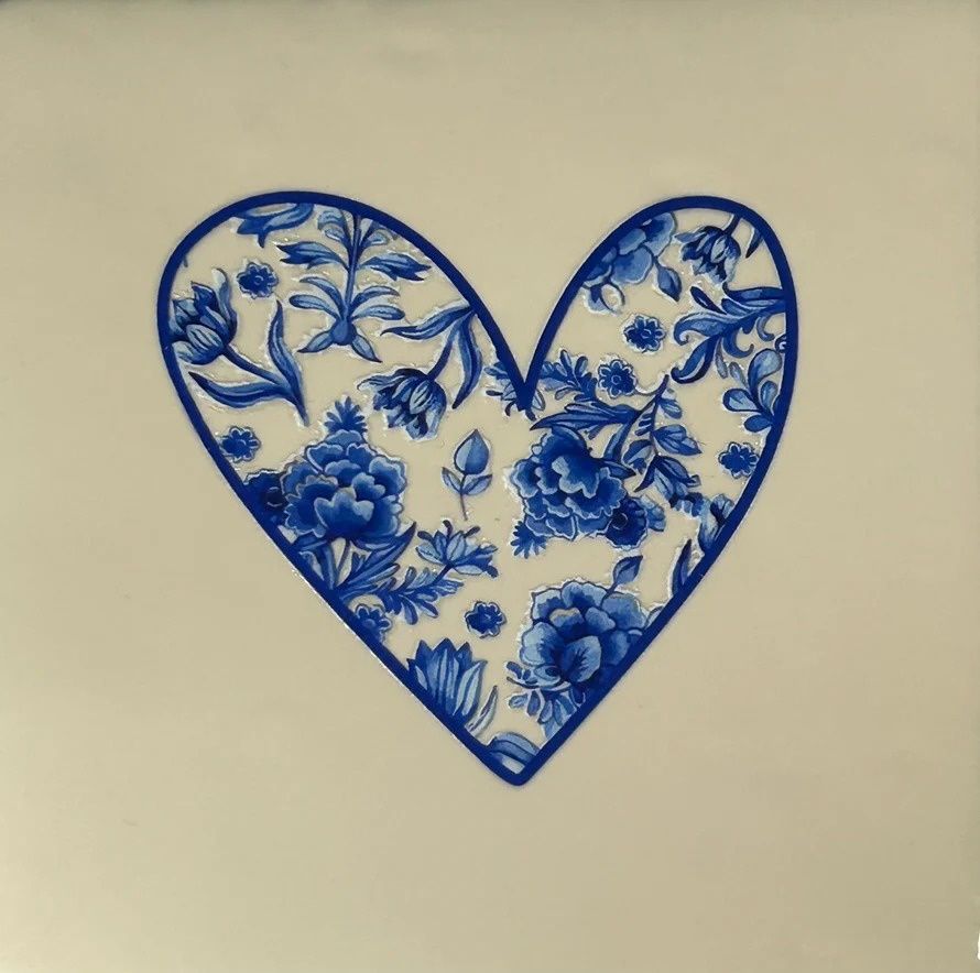 Tegel - &#39;delftsblauw hartje&#39; creme/blauw