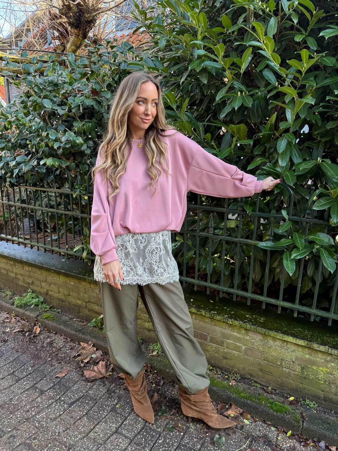 Sweater Vinny tuck in - roze