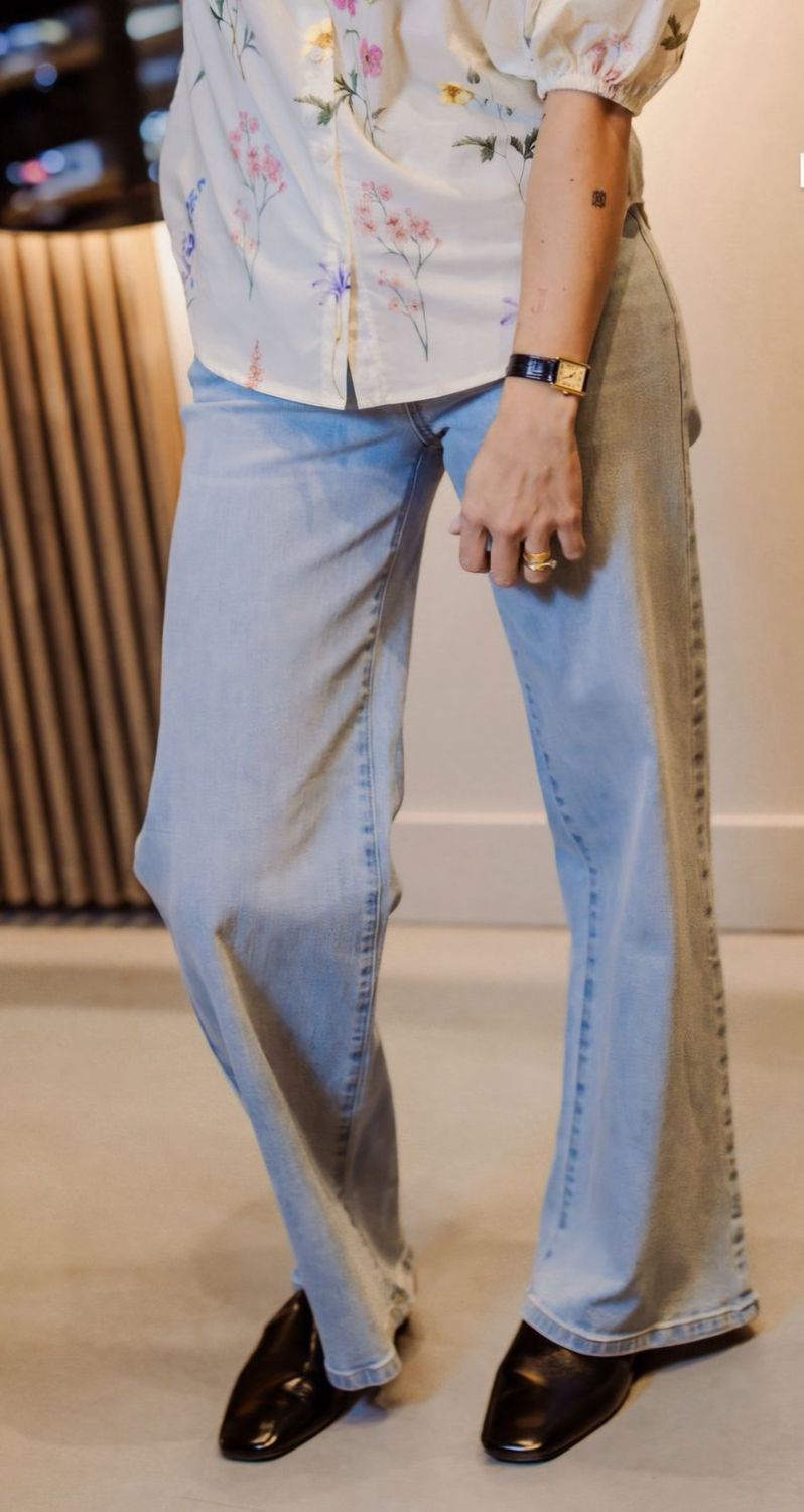 Jeans Owi mid waist - light blue