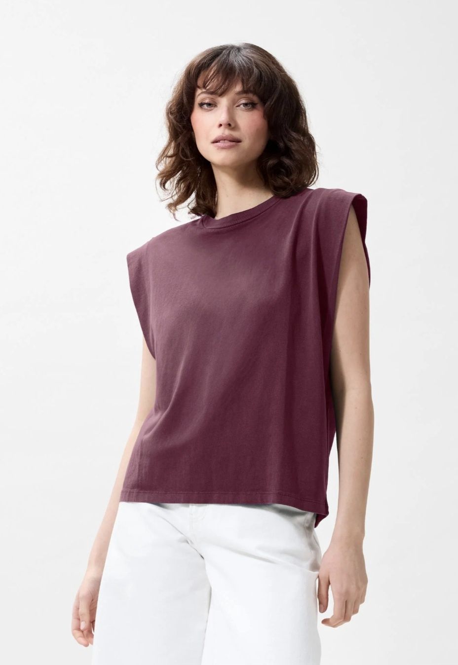 Folded shoulder singlet - winetasting