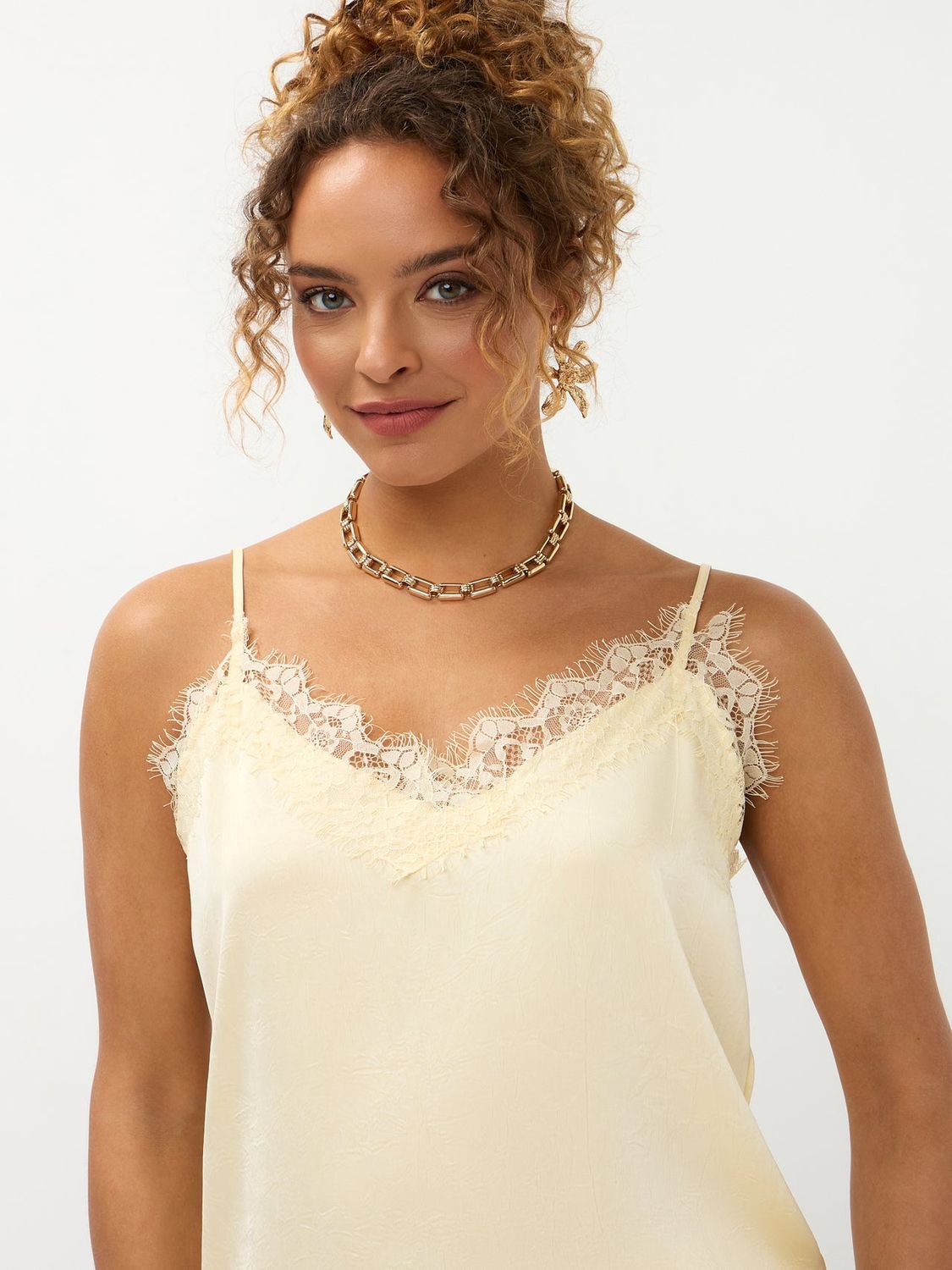 Top Callie - Soft Yellow