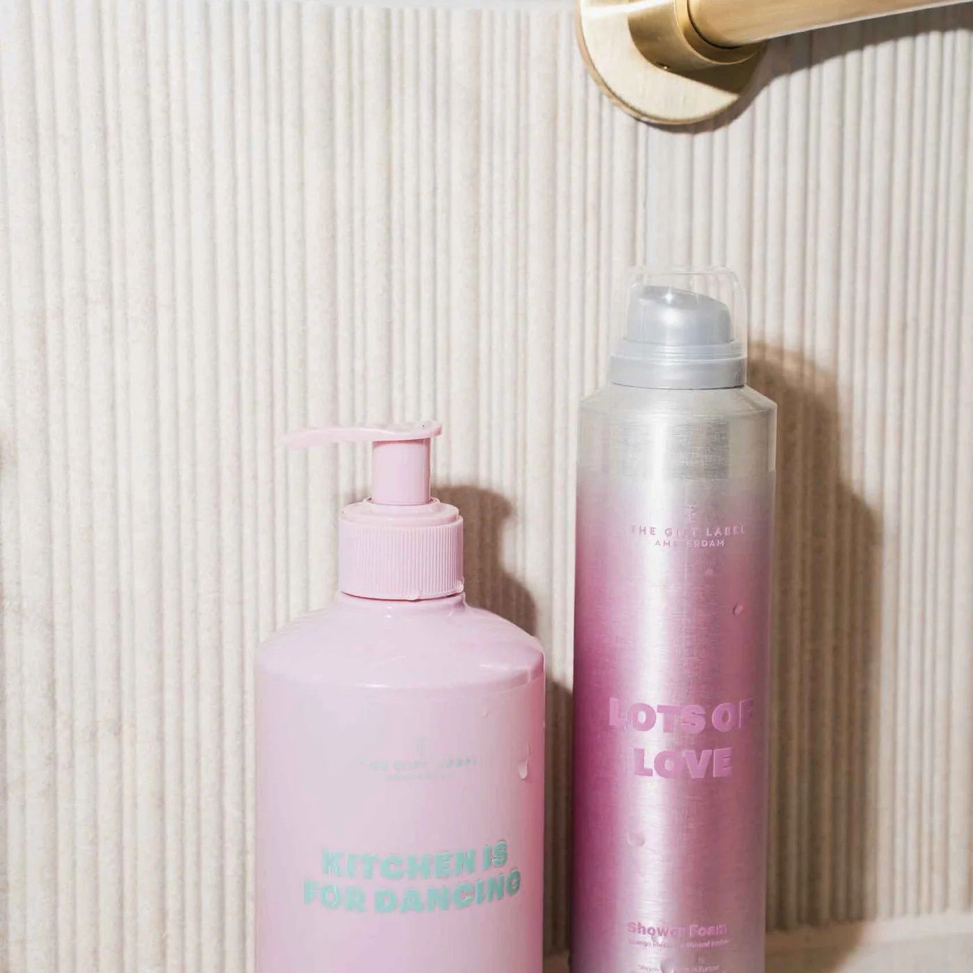 Shower Foam 200ml - Lots of Love