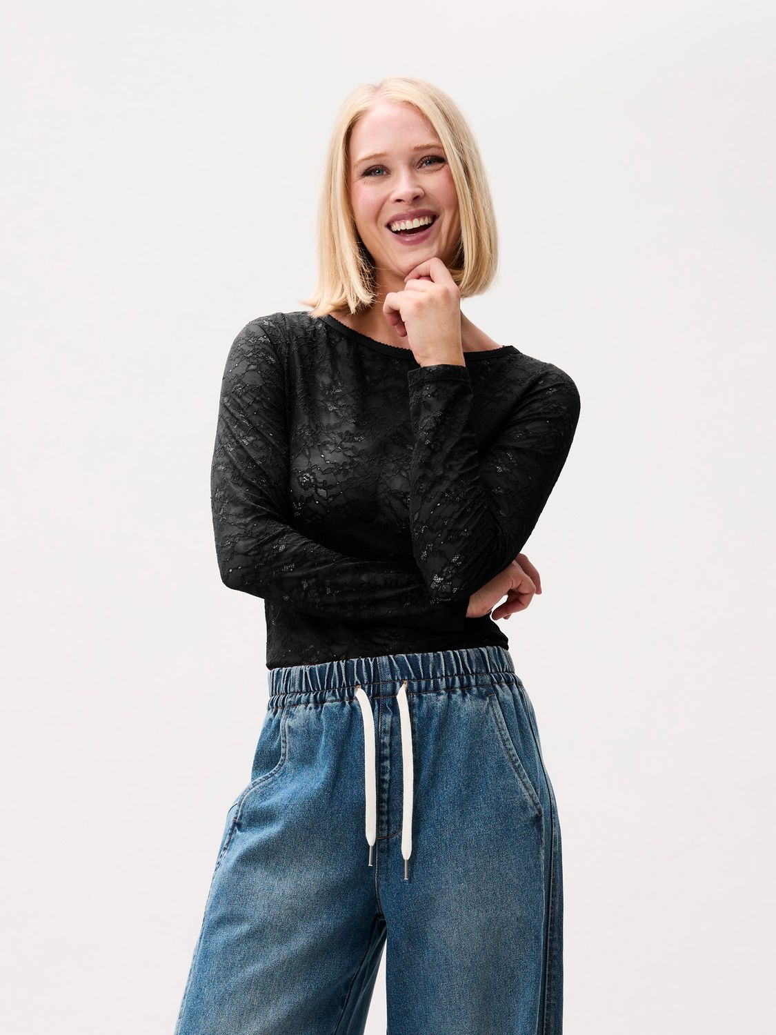 Lace long sleeve - black