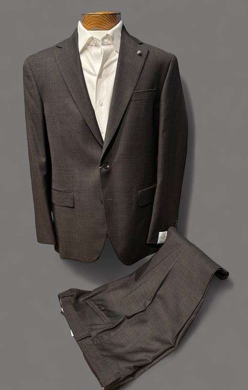 Jack Victor Brown with Blue Check Suit L3702