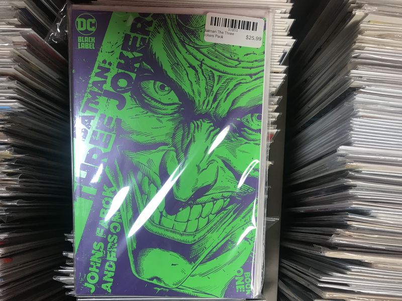 Batman The Three Jokers Pack