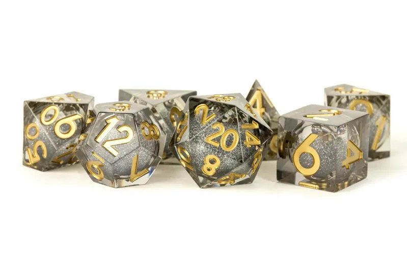 Vanishing oil liquid core dice