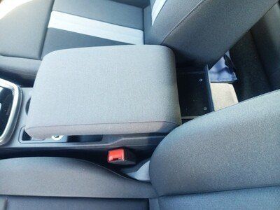 Audi A3 8Y (from 2020) - Adjustable Armrest
