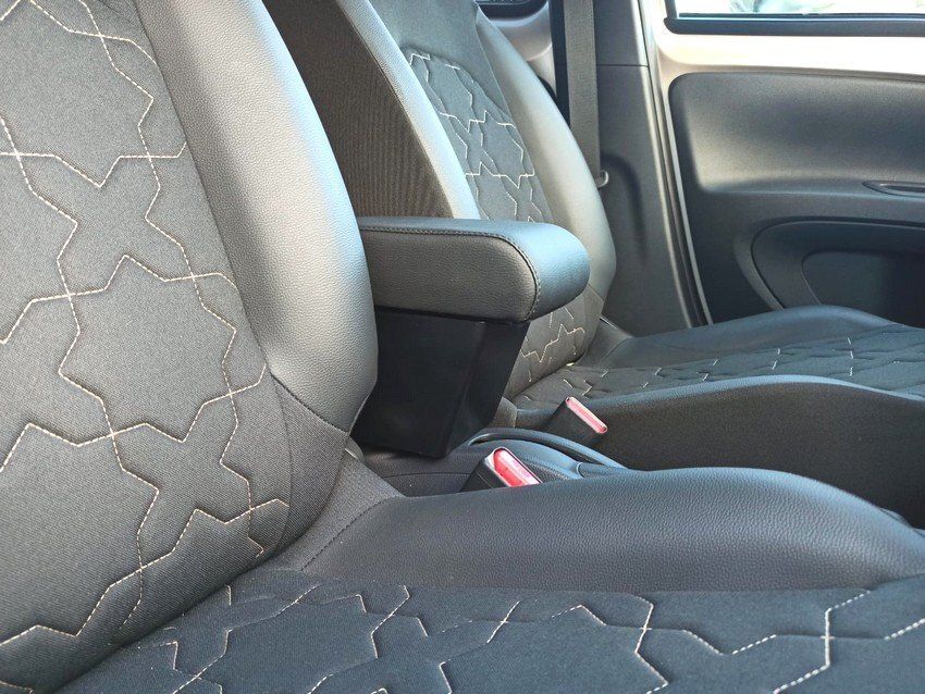 Adjustable armrest with storage for Toyota Aygo X (from 2020)