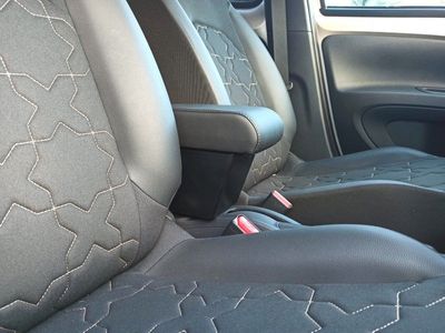 Adjustable armrest with storage for Toyota Aygo X (from 2020)