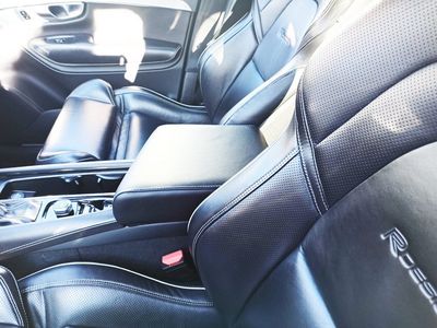 Armrest for Volvo XC90 II series (from 2015) - additional armrest