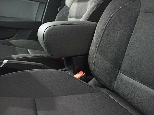 Adjustable armrest with storage for Renault CAPTUR (2020&gt;)