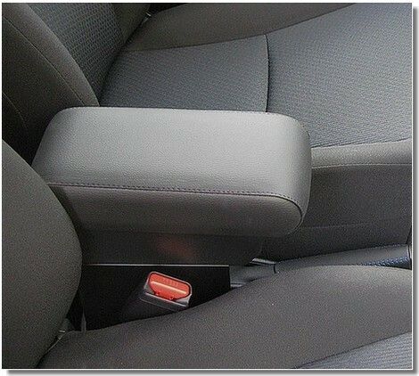 Armrest with storage for Toyota Yaris (2012-2014) and Yaris Hybrid