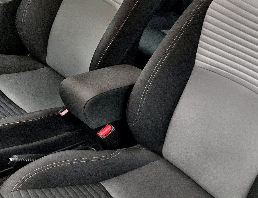 Adjustable armrest with storage for Toyota Yaris and Hybrid from M.Y. (2015-2020)