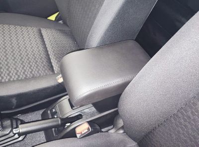 Bracciolo PREMIUM regolabile con portaoggetti per Suzuki Jimny (2018>)