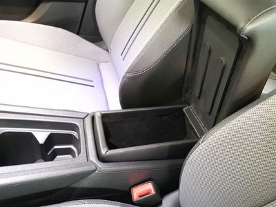 Bracciolo regolabile con portaoggetti per Seat Leon (2020&gt;)
