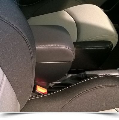 Bracciolo regolabile e portaoggetti Alfa Romeo Mito (2014&gt;)