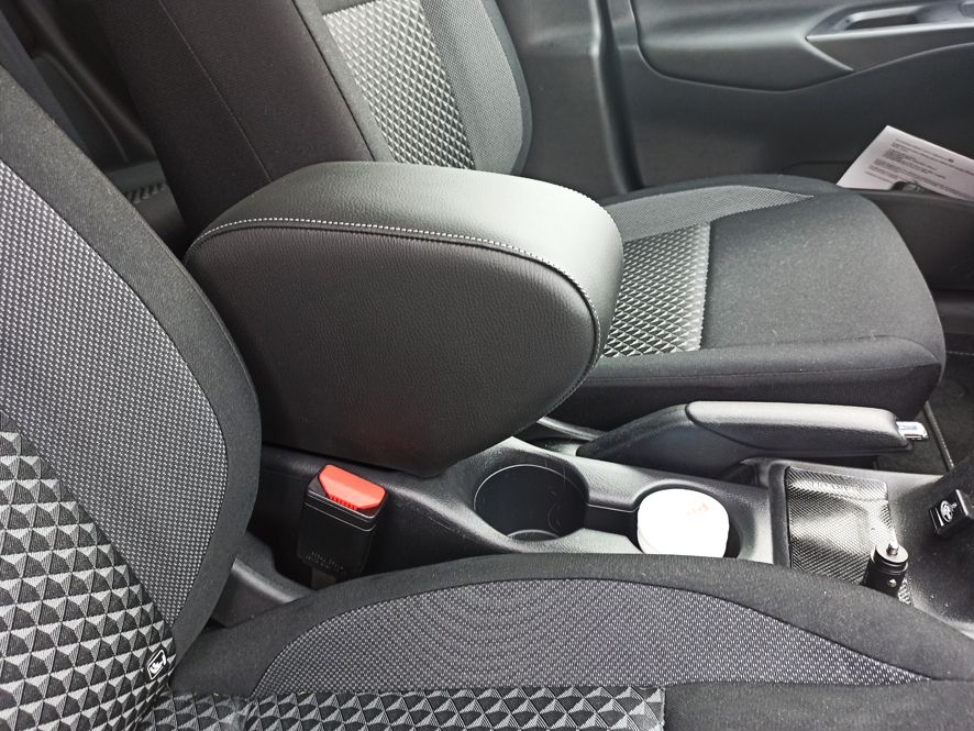 ELEGANT armrest for Nissan Micra 5Â° (2017&gt;) - mittelarmlehne -reposabrazos armleuning