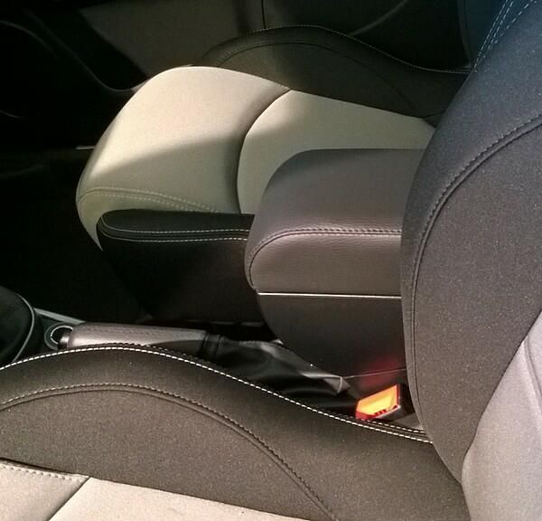 Apoyabrazos para Alfa Romeo Mito (2014&gt;) regulable en longitud