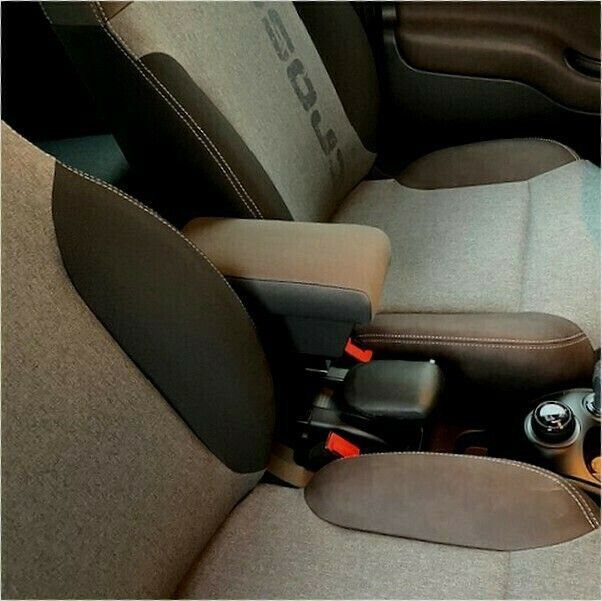 Fiat Panda (ad 2012&gt;) - die Mittelarmlehne mit Staufach
