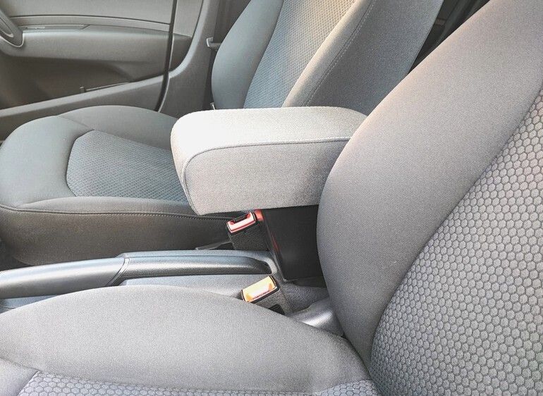 Audi A1 (2010-2018) - Längenverstellbare Mittelarmlehne mit Staufach