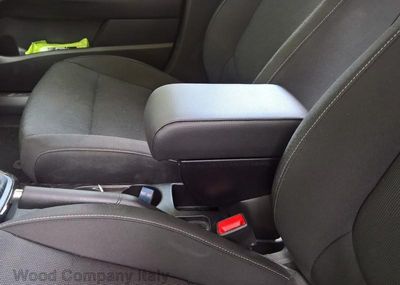 Kia Stonic - Längenverstellbare Mittelarmlehne mit 2 Staufacher