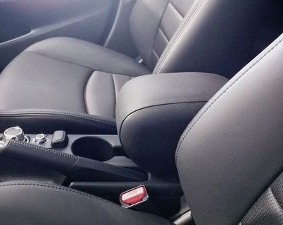 Mazda CX-3 - die Mittelarmlehne mod. ELEGANT