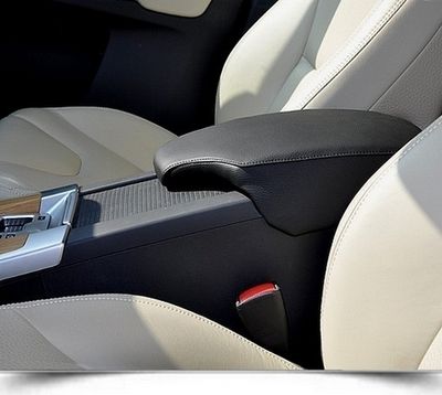 Volvo XC60 - V60 - S60 1 Phase I (2008-2016) - die Mittelarmlehne
