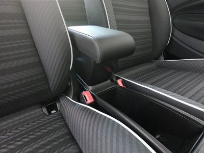 Bracciolo regolabile per Fiat 500 hybrid (dal 2006>)