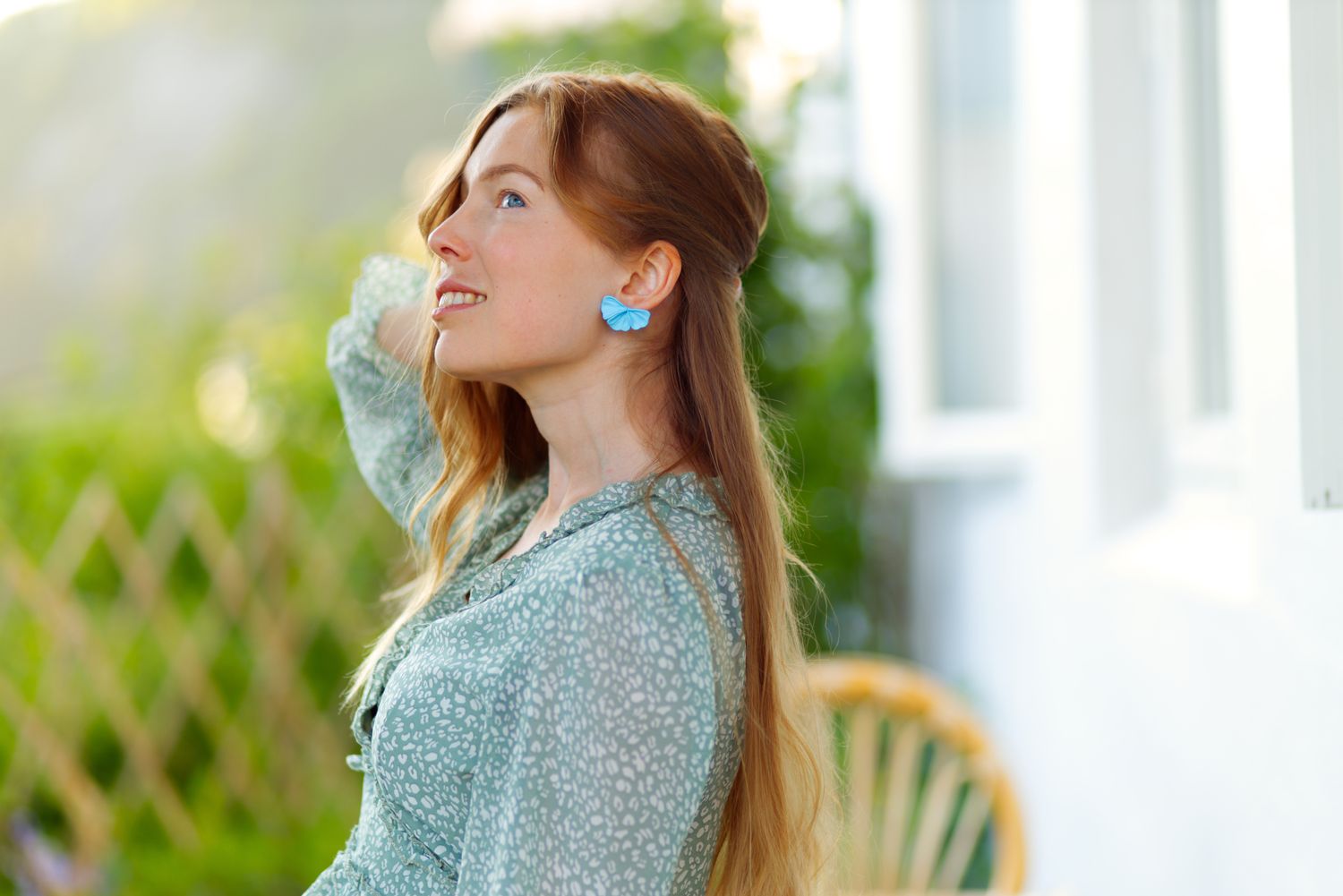 Half flower stud earrings