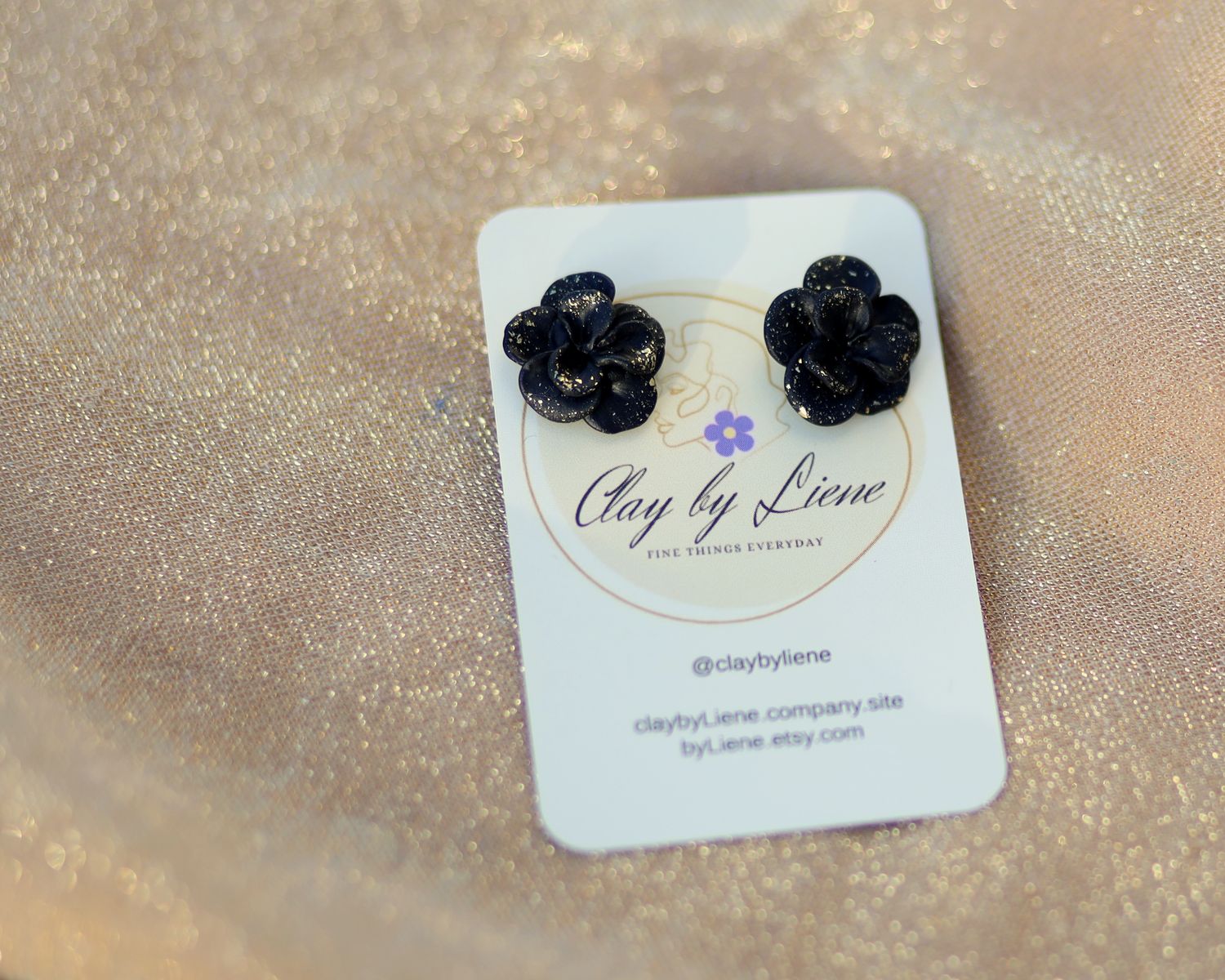 Flower stud earrings with golden edges - small