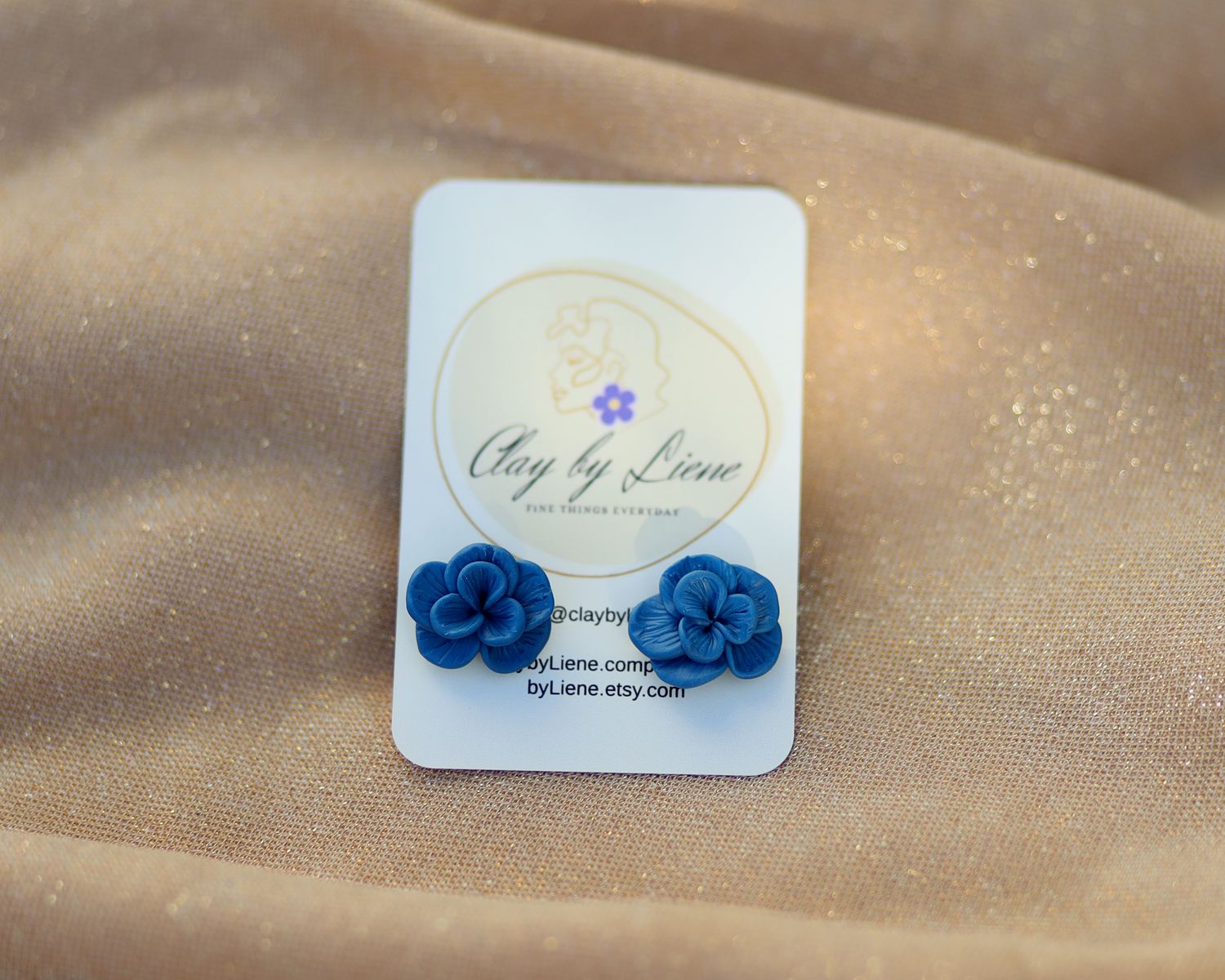 Small flower earrings
