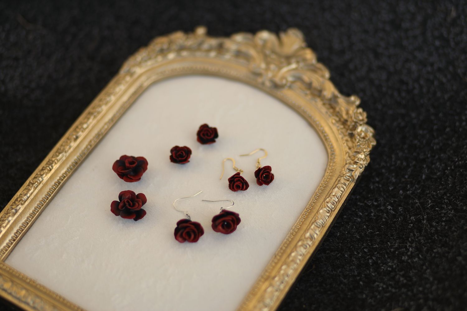 Red and black rose earrings (different sizes)