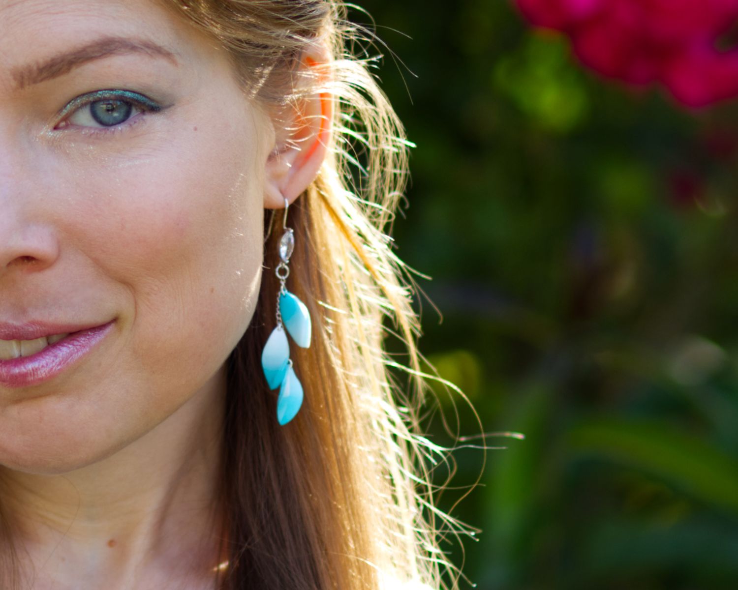 Leafy dangle earrings