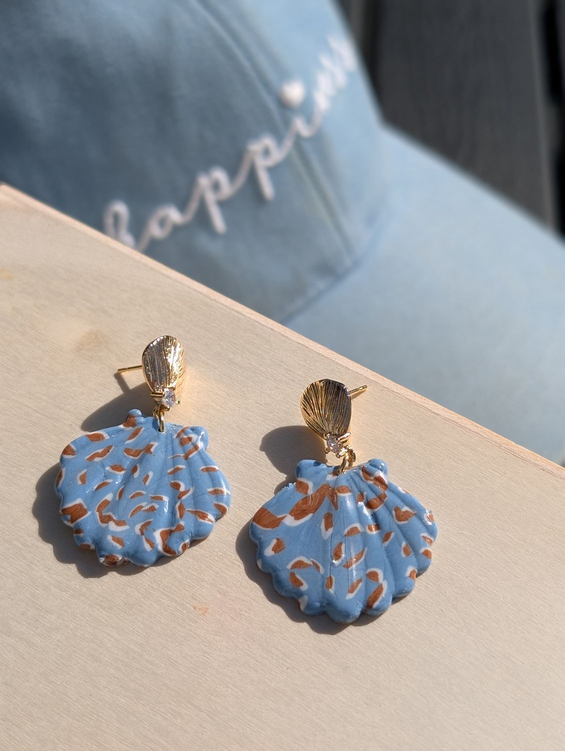 Clam shell earrings