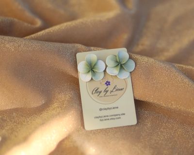 Ombre flower earrings - medium